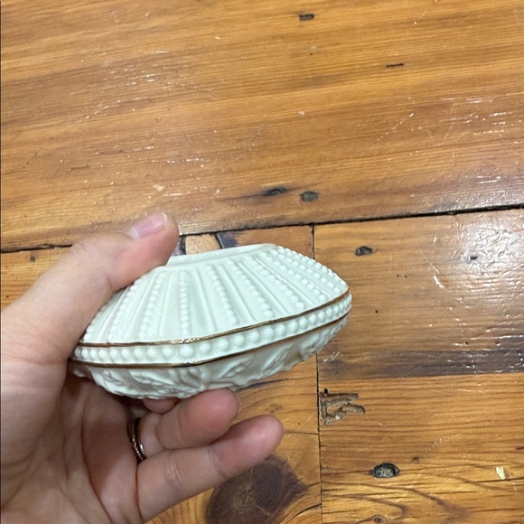 Lenox Ivory Heart-Shaped Florals Ceramic Tea Light Candle Holder - Picture 8 of 8